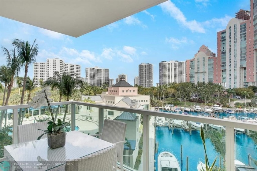 Welcome to your new home! This beautiful condo is elegantly - Beach Condo for sale in Aventura, Florida on Beachhouse.com