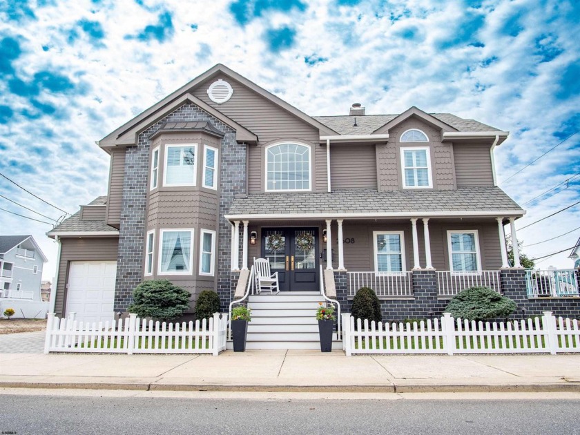 Introducing a Longport Stunner that you do not want to miss on - Beach Home for sale in Longport, New Jersey on Beachhouse.com