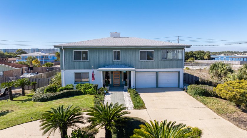 Water views. Steps to the Sound. Moments to the Beach. A - Beach Home for sale in Fort Walton Beach, Florida on Beachhouse.com