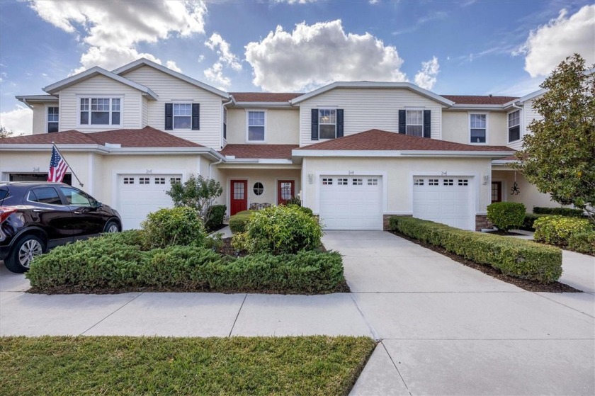 This beautifully maintained townhome offers 2 bedrooms, 2 and - Beach Townhome/Townhouse for sale in North Port, Florida on Beachhouse.com