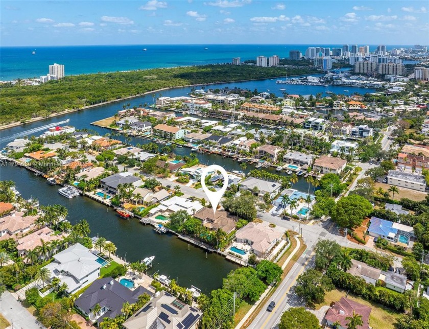 Exceptional waterfront estate in the prestigious Coral Ridge - Beach Home for sale in Fort Lauderdale, Florida on Beachhouse.com