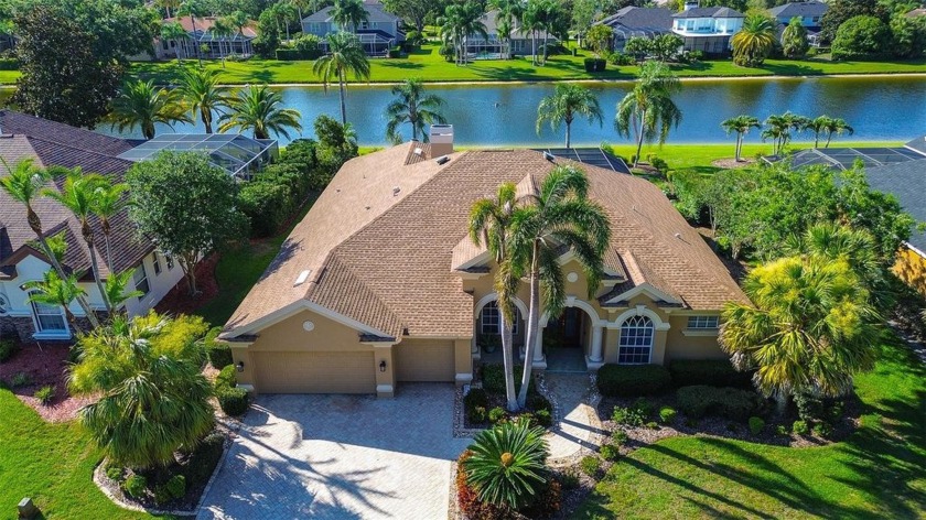 WELCOME HOME TO THIS IMMACULATE, ONE OWNER, MOVE-IN READY, POND - Beach Home for sale in Palm Harbor, Florida on Beachhouse.com