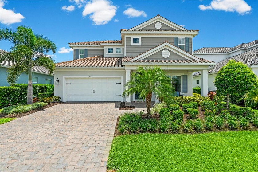 Better than new!!! This stunning 4-bedroom, 4-bathroom, almost 3 - Beach Home for sale in Sarasota, Florida on Beachhouse.com