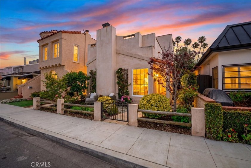 Welcome to 24 Via di Roma Walk, a timeless Spanish-style home - Beach Home for sale in Long Beach, California on Beachhouse.com