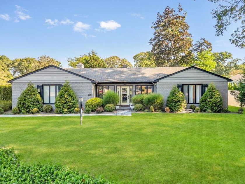 This beautifully maintained 3 bedroom 2.5 bath is ideally - Beach Home for sale in Westhampton, New York on Beachhouse.com