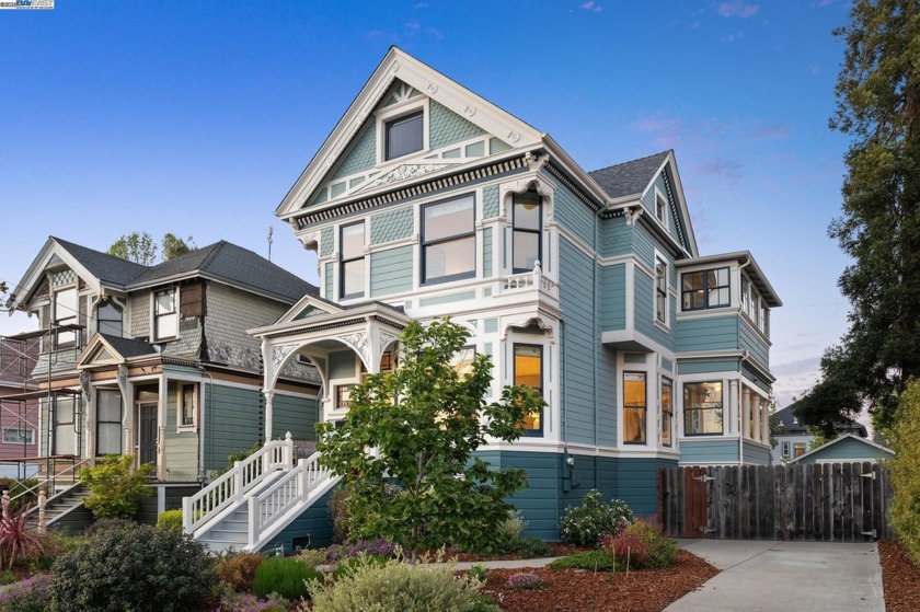 Located in Alameda's coveted Bronze Coast, this completely - Beach Home for sale in Alameda, California on Beachhouse.com