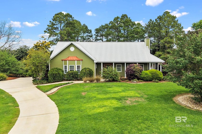Charming custom-built home sitting on 1.4 acres.  The moment you - Beach Home for sale in Fairhope, Alabama on Beachhouse.com