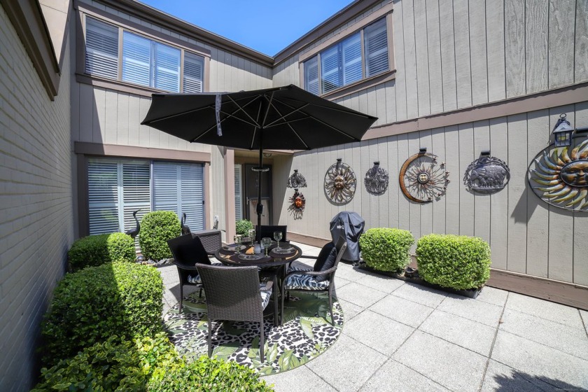 Incomparable detail & discerning design are reflected in every - Beach Condo for sale in Milford, Connecticut on Beachhouse.com