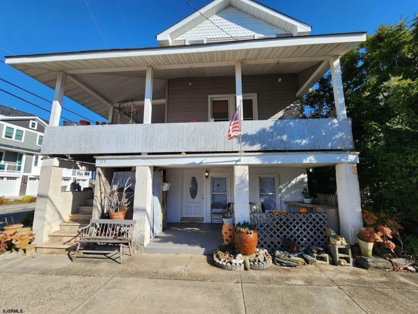 Alert Investors! Come view this rare to find legal duplex - Beach Townhome/Townhouse for sale in Ventnor, New Jersey on Beachhouse.com