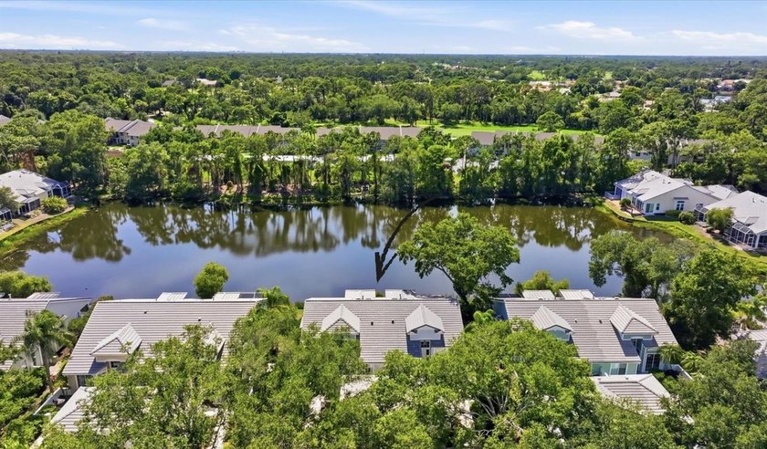 Welcome to University Park Country Club! With its mature - Beach Home for sale in University Park, Florida on Beachhouse.com