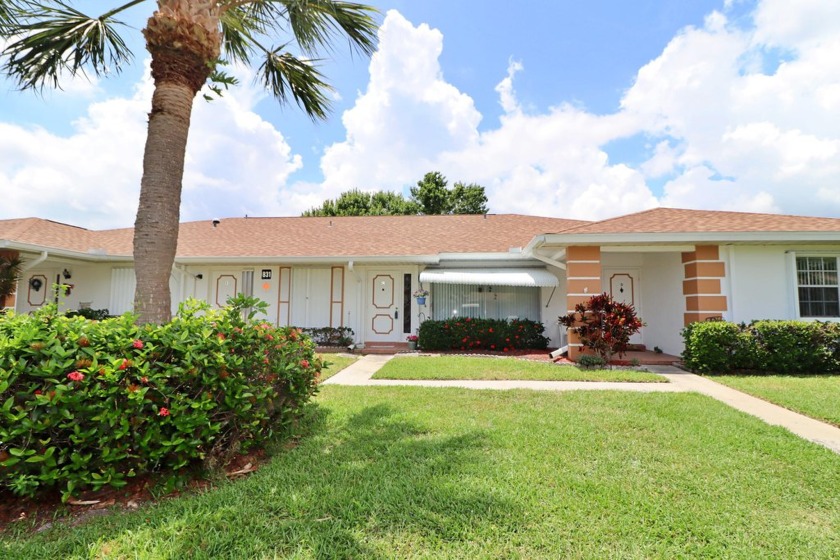Spacious 1 bedroom, 1.5 bath condo in High Point of Fort Pierce - Beach Condo for sale in Fort Pierce, Florida on Beachhouse.com