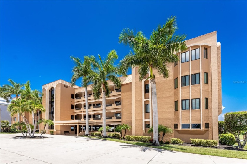 LOCATION! LOCATION! LOCATION! MILLION DOLLAR HARBOR VIEW! NEWLY - Beach Condo for sale in Punta Gorda, Florida on Beachhouse.com