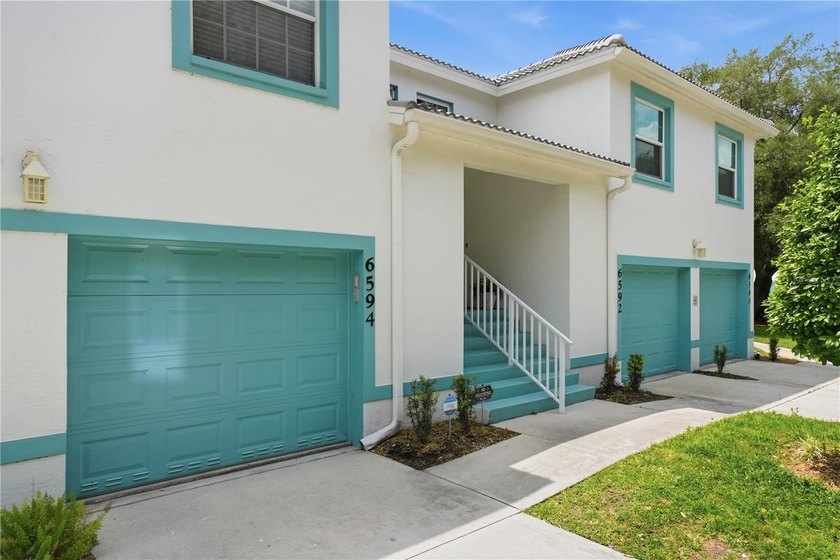 NEW ROOF, HOA FEES PAID THROUGH 01/01/2027, AND COMPLETELY - Beach Condo for sale in Bradenton, Florida on Beachhouse.com