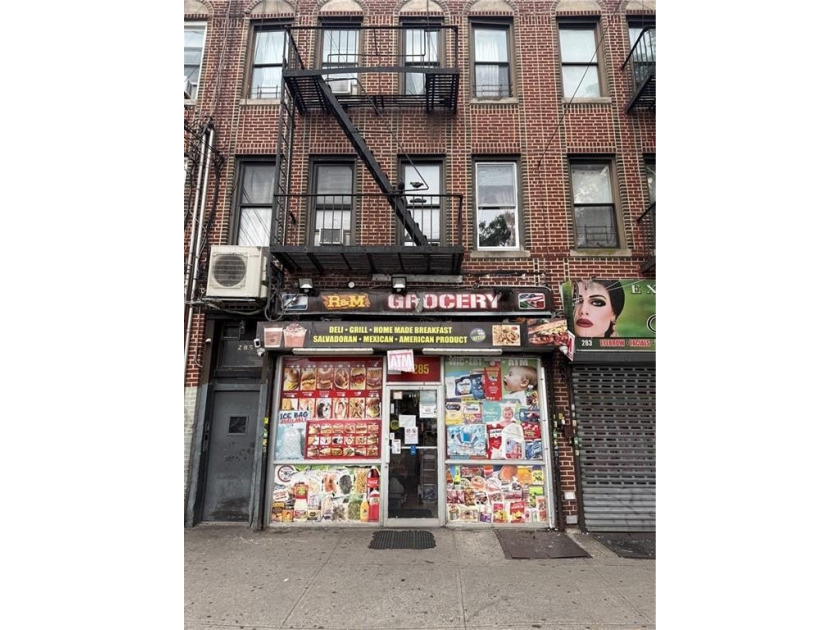 Presenting a prime investment opportunity in the heart of - Beach Commercial for sale in Brooklyn, New York on Beachhouse.com