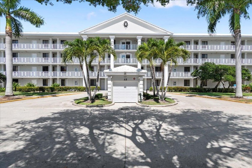 Spacious 2BR/2BA condo with a bonus 8x16 utility room located in - Beach Condo for sale in West Palm Beach, Florida on Beachhouse.com