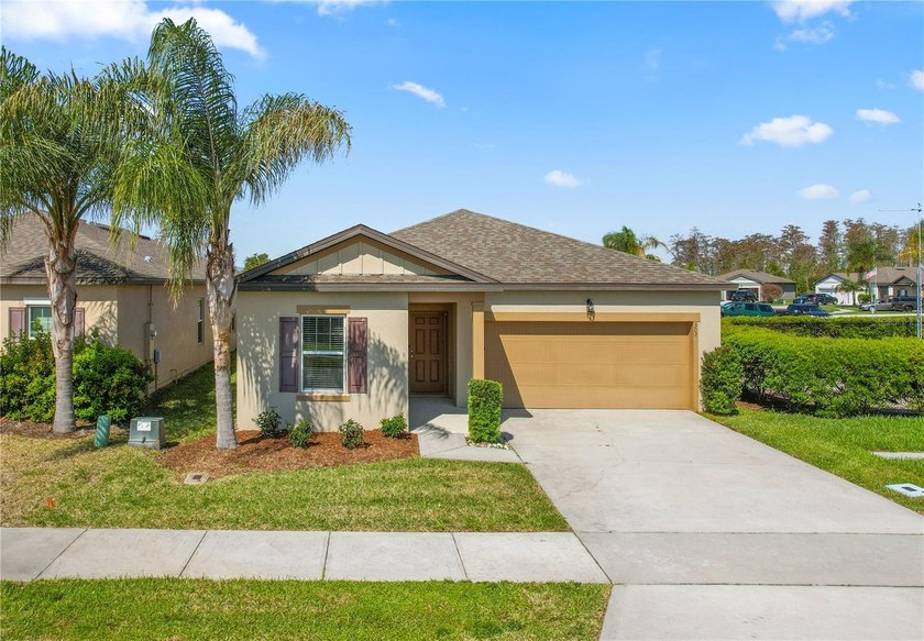 Welcome to 3022 Neverland Drive, a move-in ready 3-bedroom - Beach Home for sale in New Smyrna Beach, Florida on Beachhouse.com