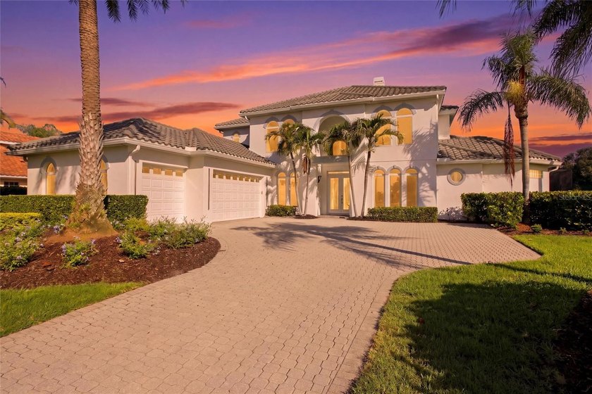 One or more photo(s) has been virtually staged. Located on a - Beach Home for sale in Sarasota, Florida on Beachhouse.com