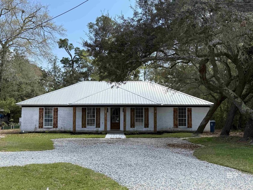 ALL BRICK, >1,840SF RANCH home on a FLAT ~.47 acre lot (outside - Beach Home for sale in Orange Beach, Alabama on Beachhouse.com