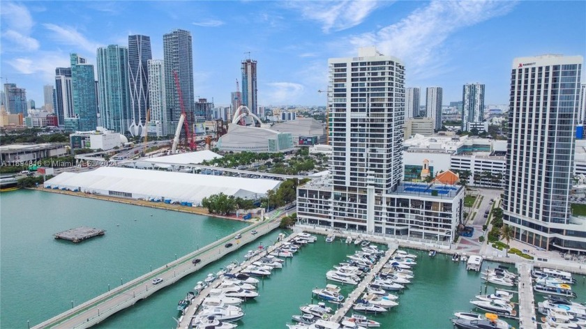 Welcome to The Venetian Condo, a prestigious waterfront building - Beach Condo for sale in Miami, Florida on Beachhouse.com