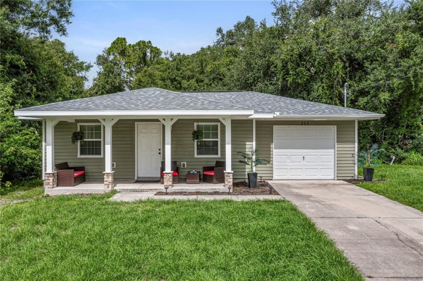 MOVE-IN READY PORT CHARLOTTE HOME W/**NEW ROOF** - Check out - Beach Home for sale in Port Charlotte, Florida on Beachhouse.com