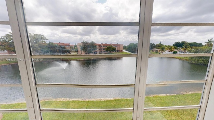 Light, bright, and totally renovated for your enjoyment, this - Beach Condo for sale in Sunrise, Florida on Beachhouse.com