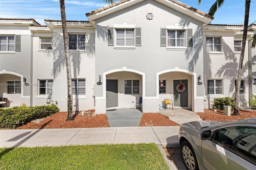 REDUCED FOR QUICK SALE!  3.75% ASSUMABLE MORTGAGE WITH - Beach Townhome/Townhouse for sale in Homestead, Florida on Beachhouse.com