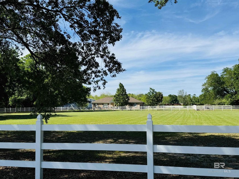 This rarely available, highly sought after, property in the - Beach Home for sale in Silverhill, Alabama on Beachhouse.com