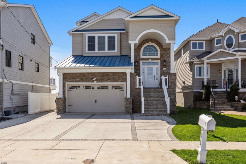 A stunning 4-bedroom, 4.5-bath home on the bay in Brigantine, NJ - Beach Home for sale in Brigantine, New Jersey on Beachhouse.com