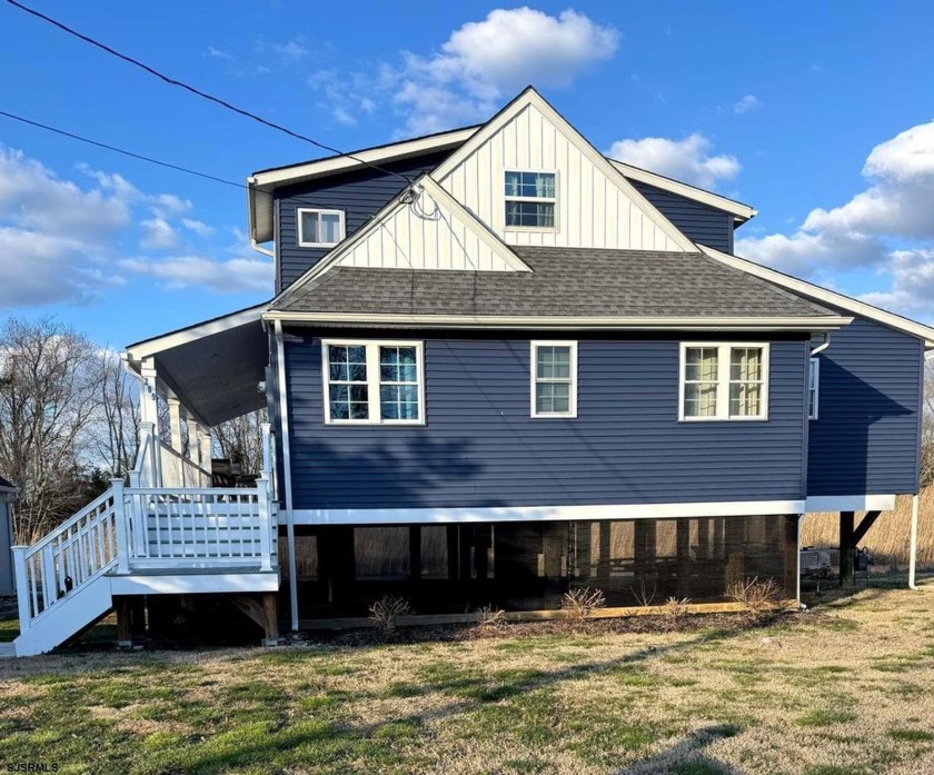 Beautiful waterfront home on a quiet road only 20 minutes from - Beach Home for sale in Egg Harbor Township, New Jersey on Beachhouse.com