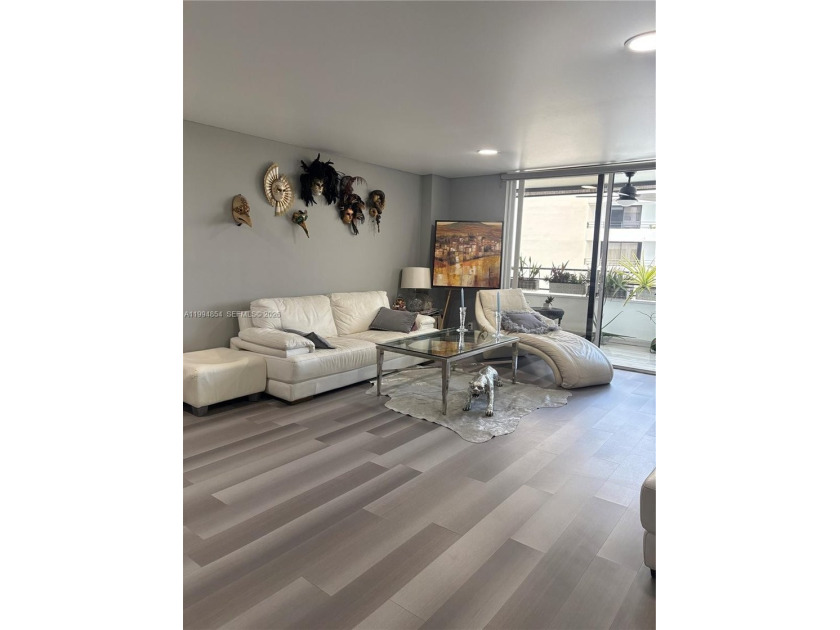 Beautiful corner condo with Intracoastal and city views from - Beach Condo for sale in Hallandale Beach, Florida on Beachhouse.com