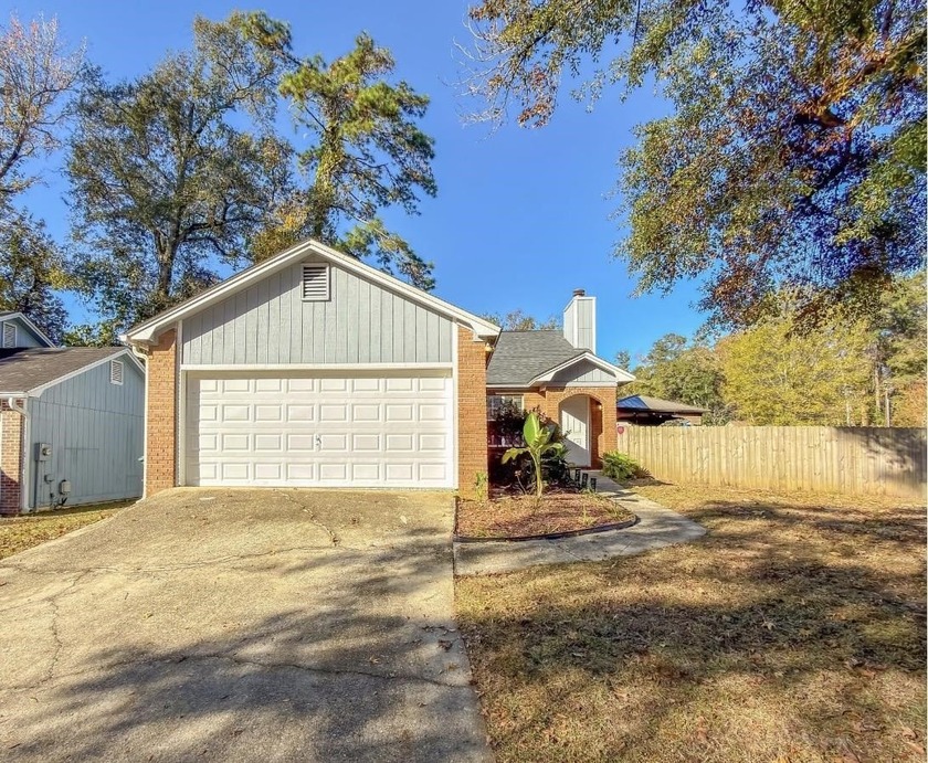 Welcome to this beautifully maintained 3bedroom 2 bath home - Beach Home for sale in Tallahassee, Florida on Beachhouse.com