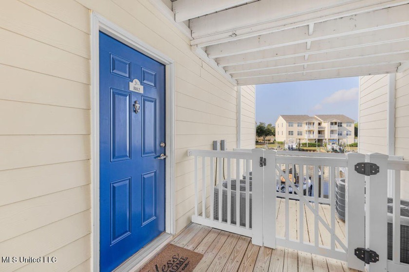 Wow...COAST TO COAST, YOU cannot purchase a condo and YOUR own - Beach Condo for sale in Ocean Springs, Mississippi on Beachhouse.com