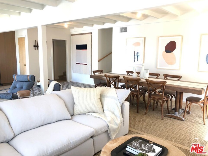 Incredible ocean view Triplex on Pt. Dume! Great opportunity to - Beach Home for sale in Malibu, California on Beachhouse.com