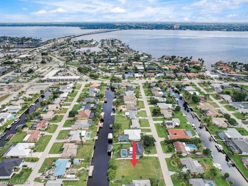 TWO TURNS TO THE RIVER! Cruising in just 5 min. FAST GULF - Beach Lot for sale in Cape Coral, Florida on Beachhouse.com