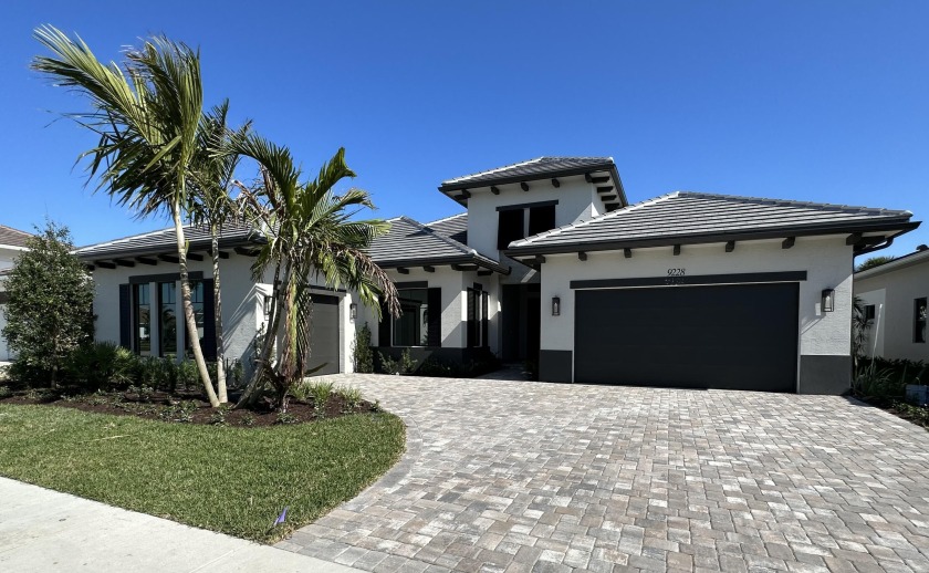 END OF 2022 COMPLETION & EASY TO SHOW! STUNNING 1-STORY POPULAR - Beach Home for sale in Palm Beach Gardens, Florida on Beachhouse.com
