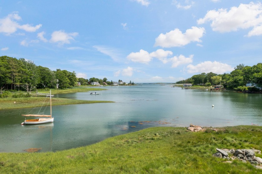 Experience the best of coastal Maine at this magical
Cape - Beach Home for sale in Kennebunkport, Maine on Beachhouse.com