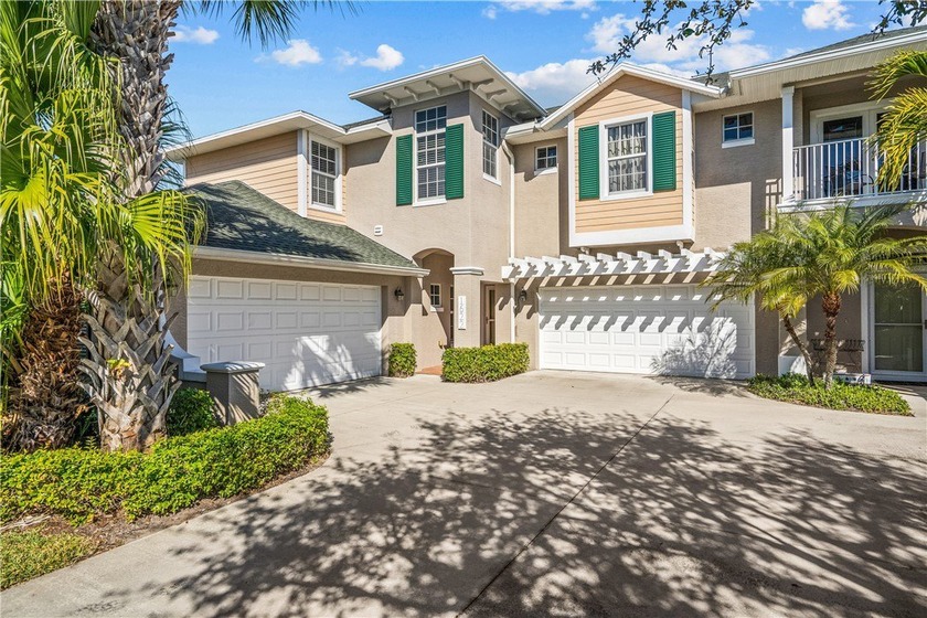 ENJOY LAKEFRONT LIVING AT THE BOULEVARD TENNIS CLUB. VERO'S BEST - Beach Townhome/Townhouse for sale in Vero Beach, Florida on Beachhouse.com