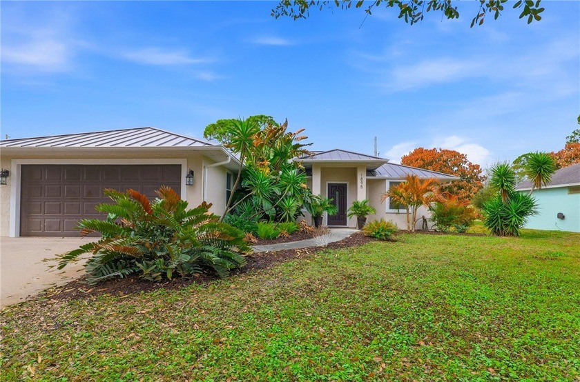 Freshly remodeled 3/2/2 on a quiet street in Vero Beache check - Beach Home for sale in Vero Beach, Florida on Beachhouse.com