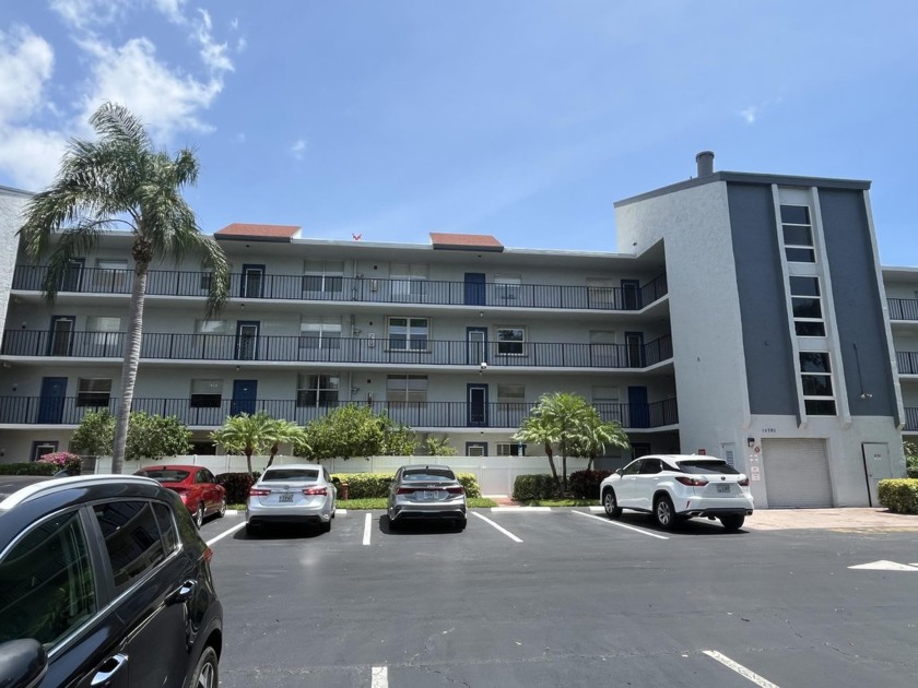 Welcome home to your oversized 2/2 3rd floor true corner condo - Beach Condo for sale in Delray Beach, Florida on Beachhouse.com