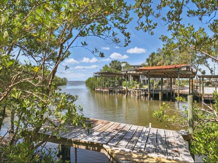 **Gulf Access Building Lot in Cedar Key, FL!** Welcome to your - Beach Lot for sale in Cedar Key, Florida on Beachhouse.com