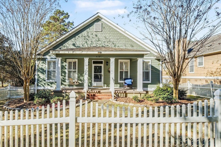 This amazing 3-bedroom, 2-bath home in Piney Z sits on a private - Beach Home for sale in Tallahassee, Florida on Beachhouse.com