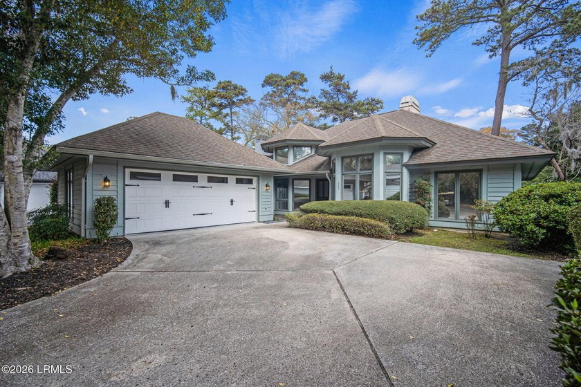 Looking for a Bright & Open Updated Home on Beautiful Dataw - Beach Home for sale in Saint Helena Island, South Carolina on Beachhouse.com