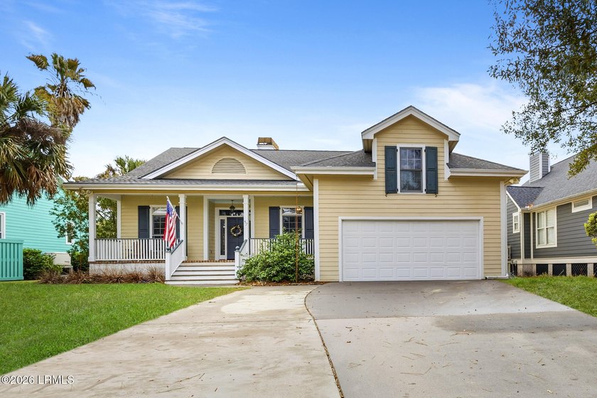 Charming single-family home at 57 National Blvd -- 3 bed, 2 bath - Beach Home for sale in Beaufort, South Carolina on Beachhouse.com