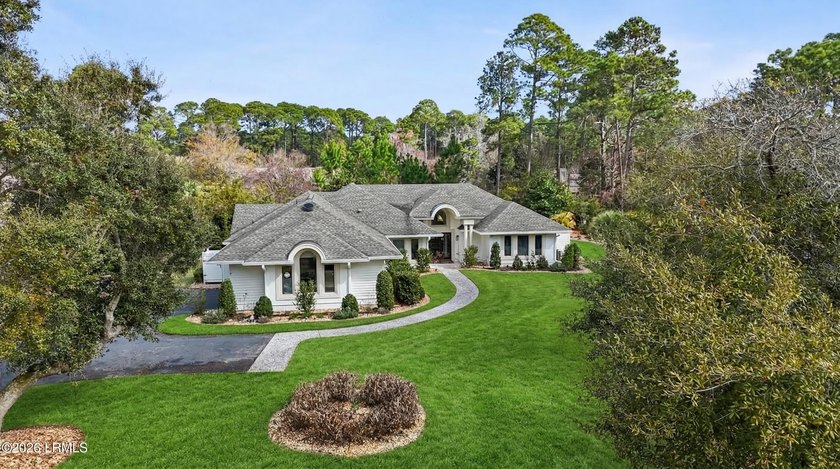 Looking for privacy, luxury finishes, and exceptional outdoor - Beach Home for sale in Hilton Head Island, South Carolina on Beachhouse.com