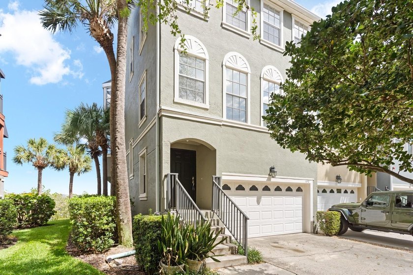 The ultimate in urban waterfront living on the beautifully - Beach Townhome/Townhouse for sale in Tampa, Florida on Beachhouse.com