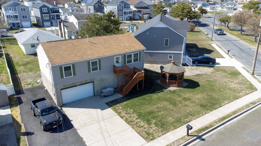 RAISED RANCH...design provides an elevated vantage point, and - Beach Home for sale in Brigantine, New Jersey on Beachhouse.com