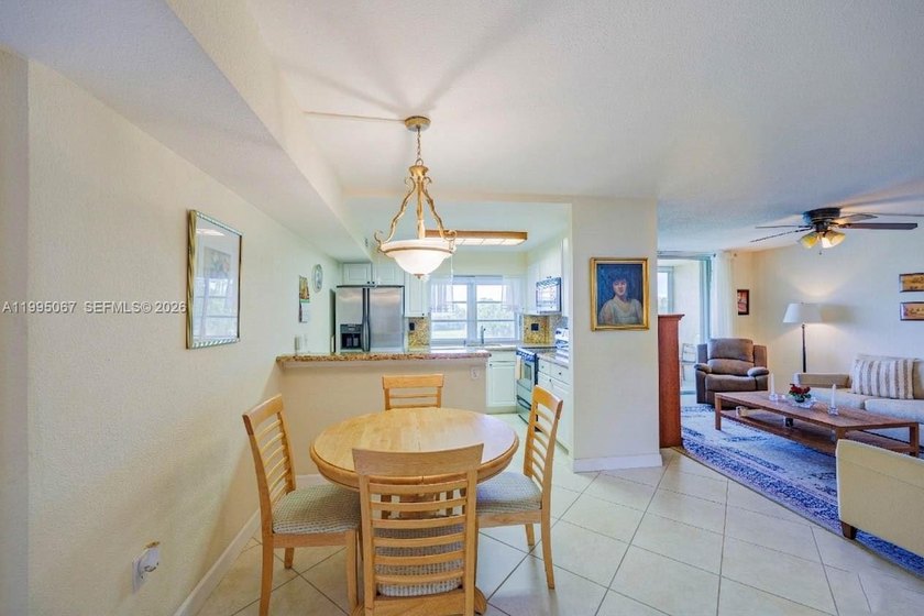 Beautifully updated 2-bedroom, 2-bath ground-floor residence - Beach Condo for sale in Tamarac, Florida on Beachhouse.com
