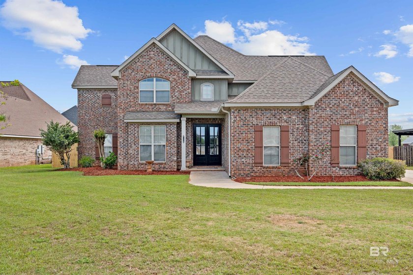 Beautiful Custom-Built brick home located in one of the highly - Beach Home for sale in Daphne, Alabama on Beachhouse.com