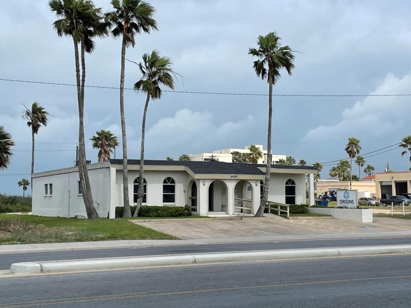Great location for professional business service center - give - Beach Commercial for sale in South Padre Island, Texas on Beachhouse.com