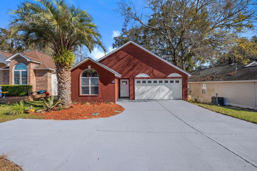Completely renovated 3 Bd/2 BA home in Lakeside subdivision - Beach Home for sale in Tallahassee, Florida on Beachhouse.com